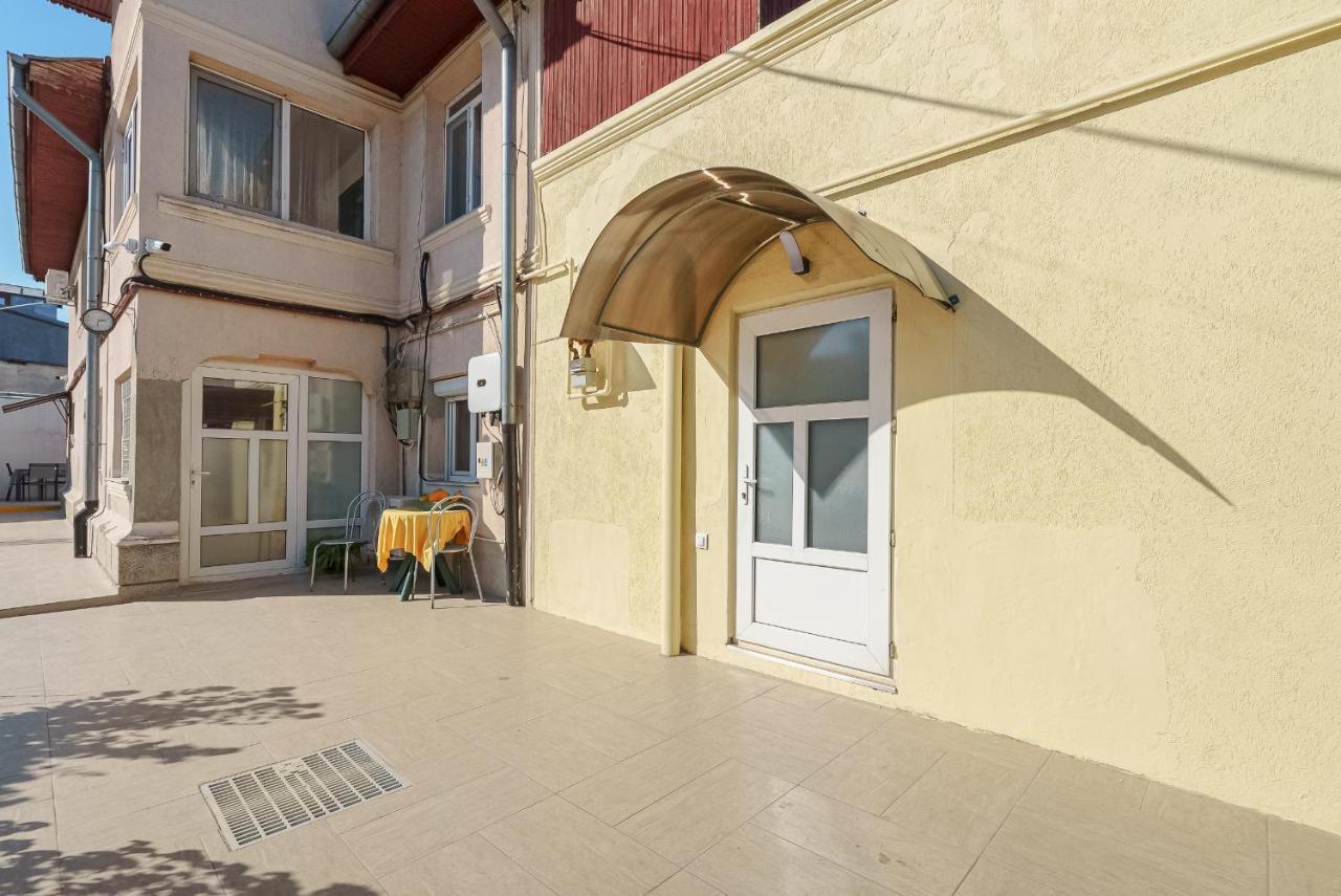 Stone Gate Apartment #3 Βουκουρέστι Εξωτερικό φωτογραφία